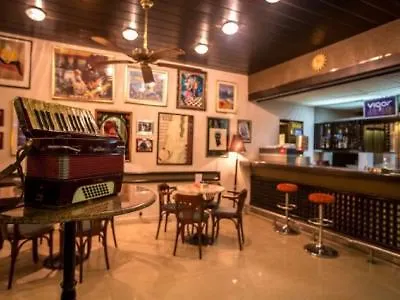 Hotel Sumratin