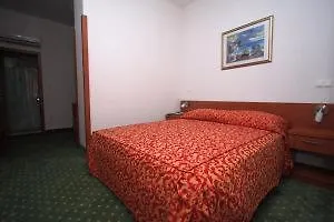 Sumratin Hotel