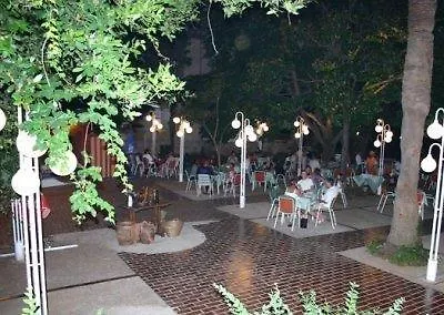 Hotel Sumratin