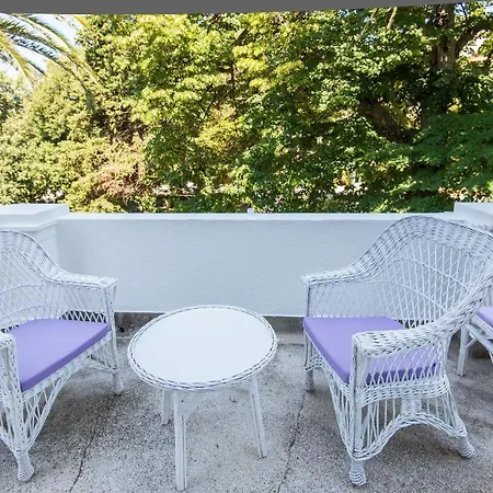 Hotel Sumratin 2*