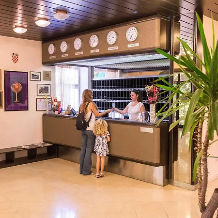 Hotel Sumratin